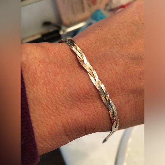 90’s 925 fmc tricolor 6.5in (approx) braided bracelet. Rose/white/yellow gold. - Picture 4 of 15